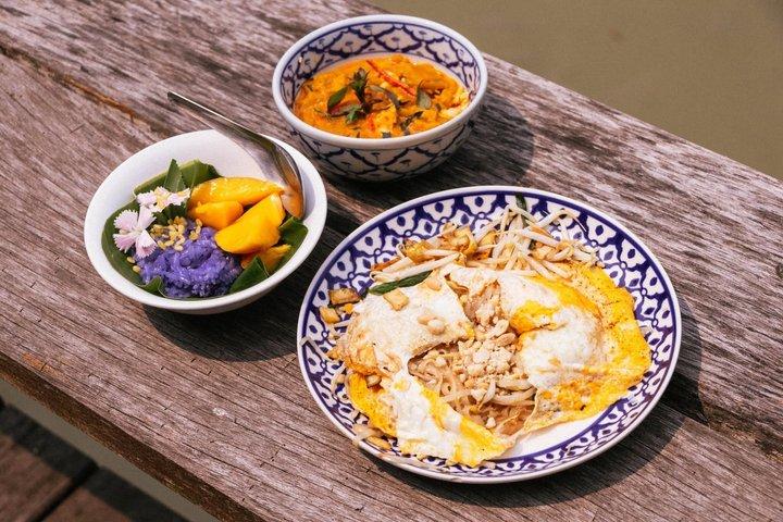 チェンマイ終日熱帯雨林ジップラインとタイ料理教室