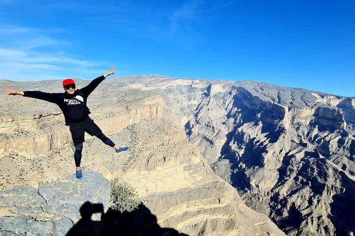 ジェベルシャムス共同日帰り旅行オマーングランドキャニオンとマウンテンビュー