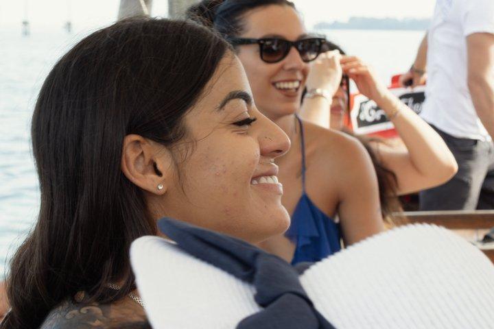 Entdecken Sie Venedig mit einer Bragozzo-Lagunentour