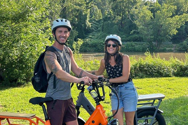 Eバイクでアッシュビルを探索