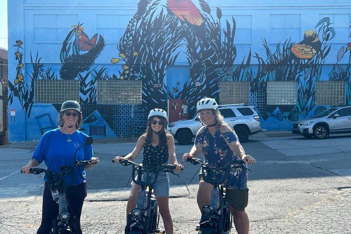 Eバイクでアッシュビルを探索