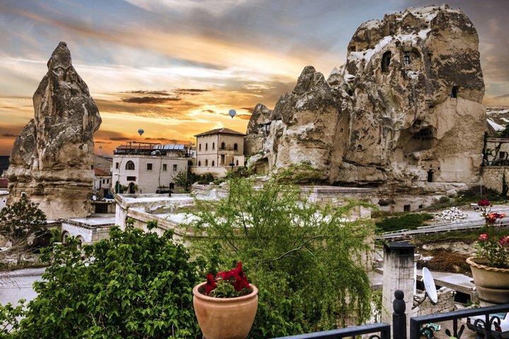 3-Day Istanbul & Cappadocia Tour Included Balloon Ride Camel Ride