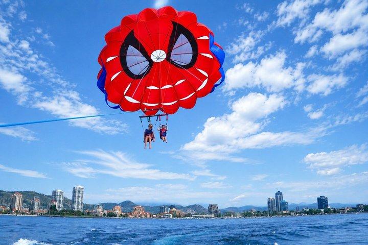 Early Bird Parasailing Experience in Kelowna