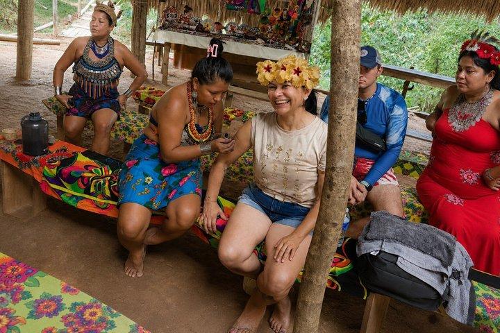 Private Tour: Emberá, Waterfall and Chagres River