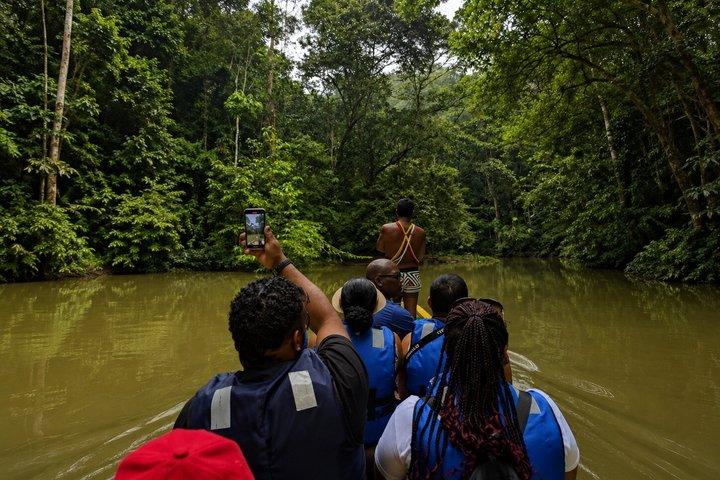 Private Tour: Emberá, Waterfall and Chagres River