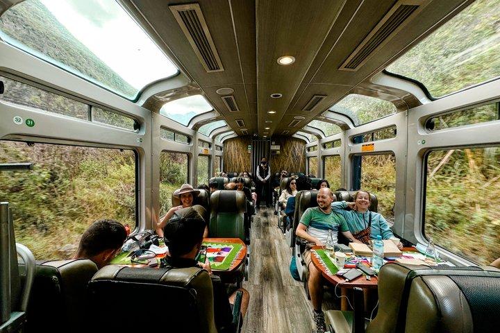 2 - Dia Inca Trail para Machu Picchu com VistadomeTrain