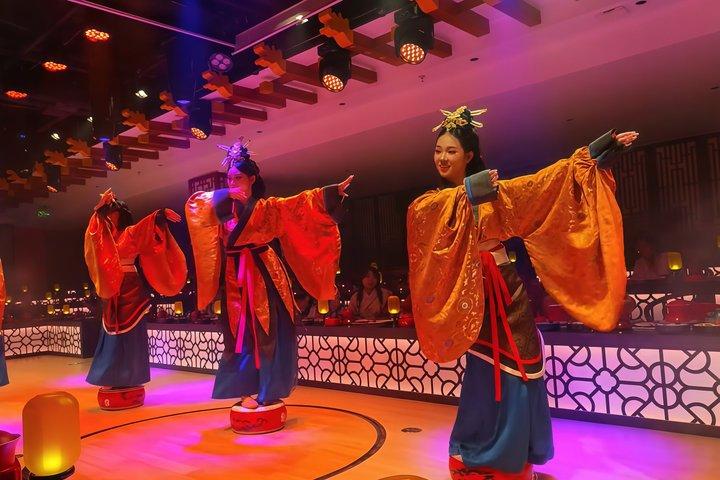 Shanghai Lang Palace Feast Six Era Dinner Show Experience