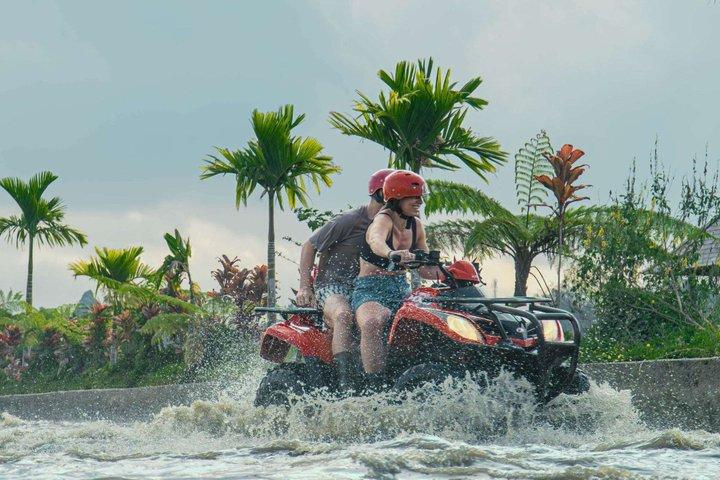 クバー・バリ ATVアドベンチャー（洞窟と滝付き）