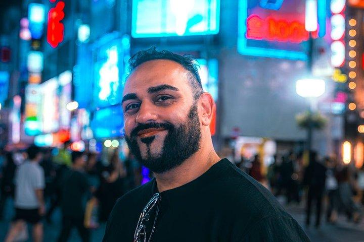 新宿と渋谷でのシネマティックなナイトフォトシュート