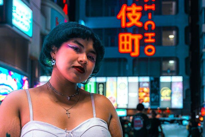 新宿と渋谷でのシネマティックなナイトフォトシュート