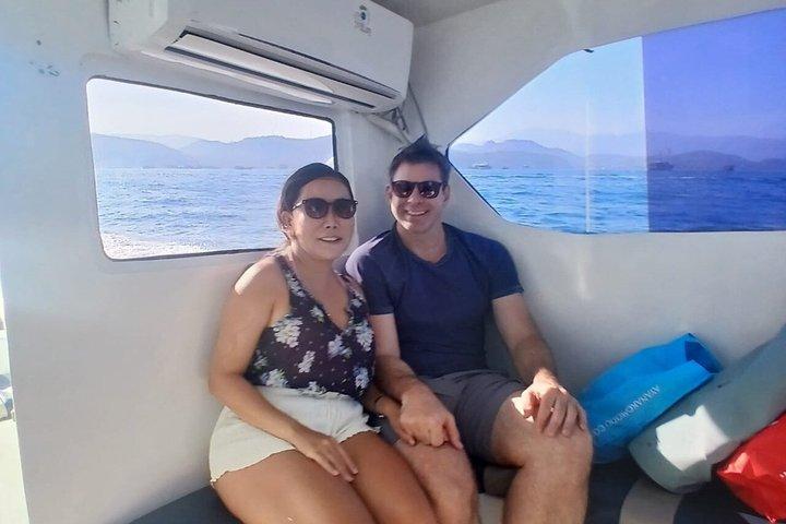 プライベートスピードボートで行くコモド1日旅行