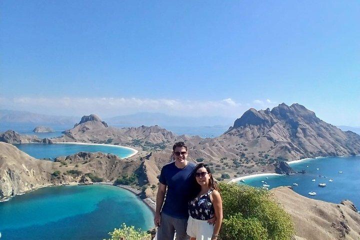 プライベートスピードボートで行くコモド1日旅行