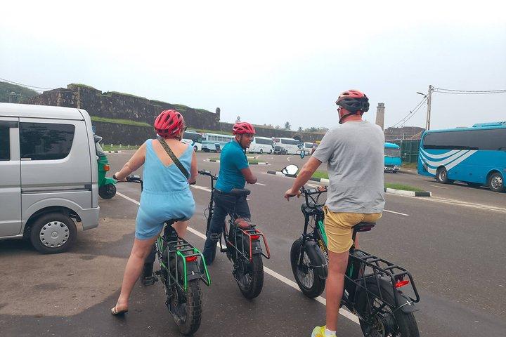 Eバイクでゴール城の魅力を知る