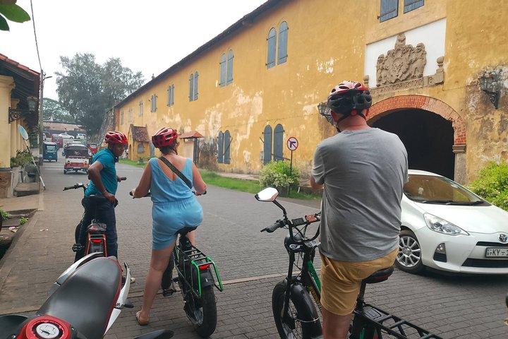 Eバイクでゴール城の魅力を知る