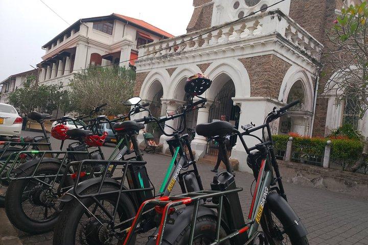 Eバイクでゴール城の魅力を知る