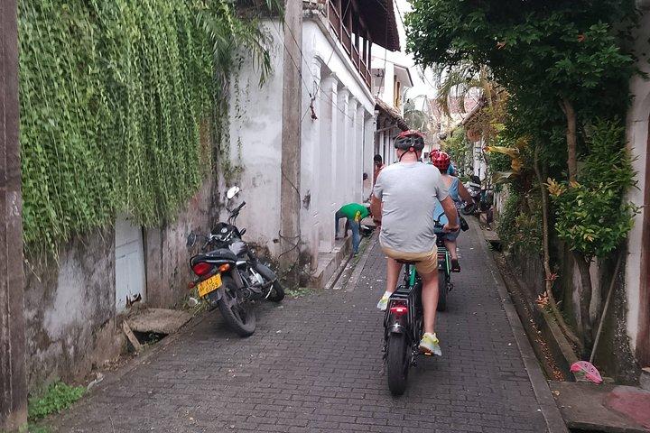 Eバイクでゴール城の魅力を知る