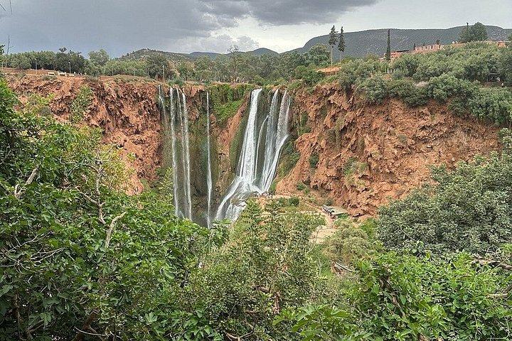 Da Marrakech: gita di un giorno alle cascate di Ouzoud con Guida e giro in barca