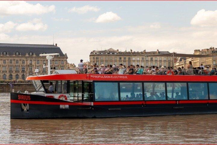 Guided cruise Bordeaux UNESCO
