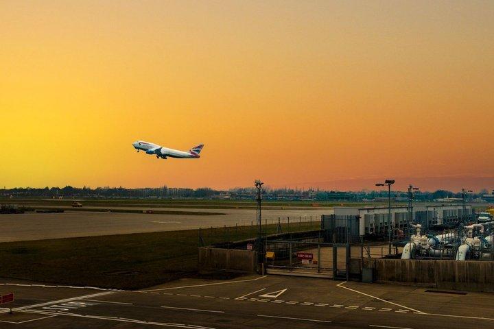 Fra Zone 1 til 2 Privat chauffør til London Heathrow