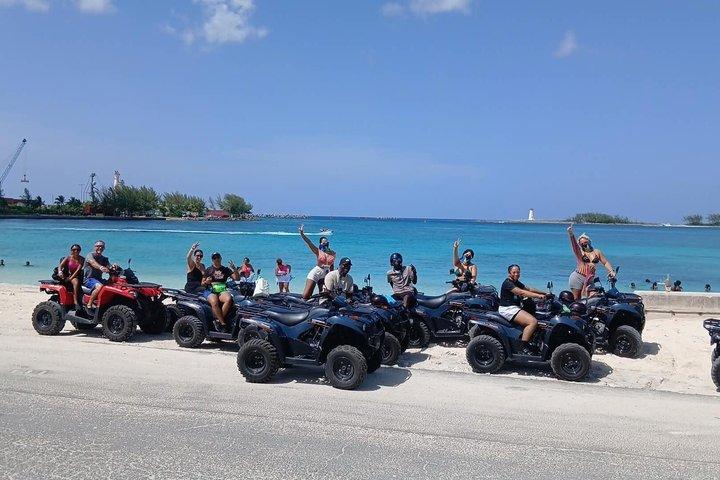 Excursions guidées en quad à Nassau, arrêt plage, hôtel et prise en charge au port, échantillons