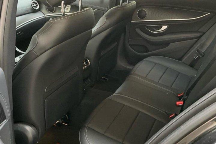 ポルト発着のプライベートトランスファー - 停車駅: オビドス、ナザレ、アヴェイロ