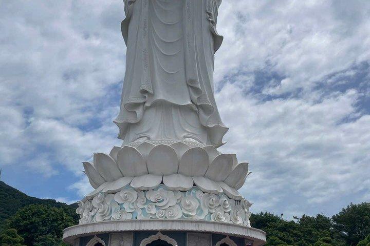 ダナン：プライベートソントラ半島半日車旅行