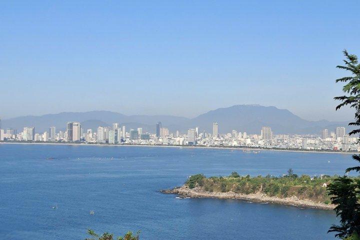 ダナン：プライベートソントラ半島半日車旅行