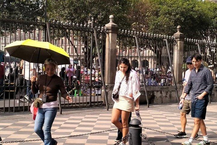 GUIDED TOUR PLUS in RUINS "TEMPLE MAJOR" with OFFICIAL GUIDES