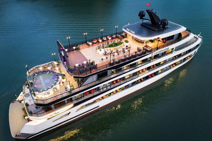 ハノイ発ラ・カスタ5つ星宿泊クルーズハロンとランハ湾