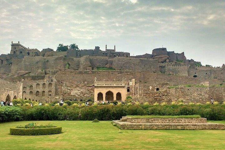 Qutb Shahi Heritage Private Guided Tour