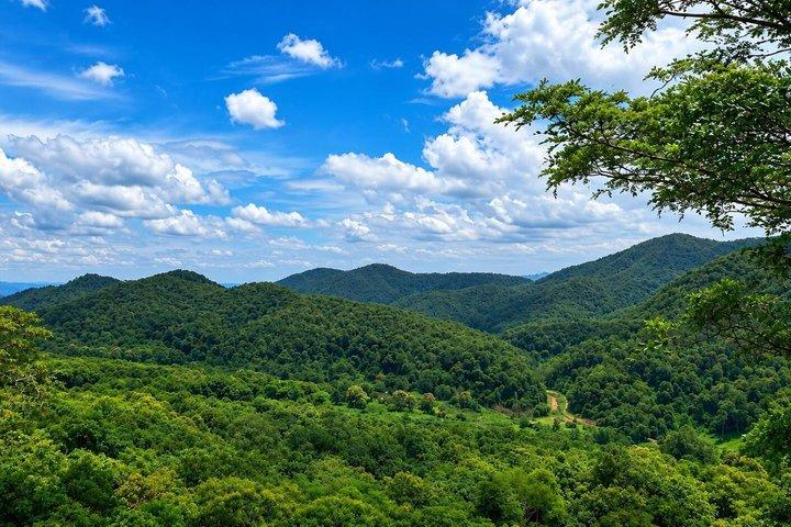 Doi Saket Trek and Sticky Waterfall Day Tour