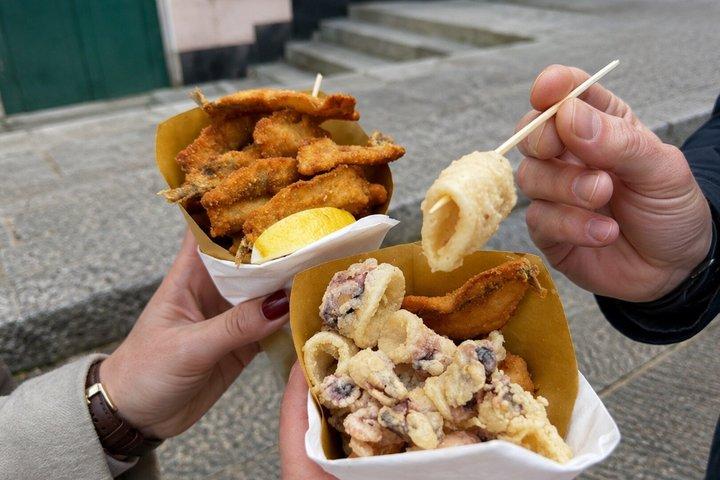 ジェノアプライベートフードツアー：あなただけの沿岸の味覚