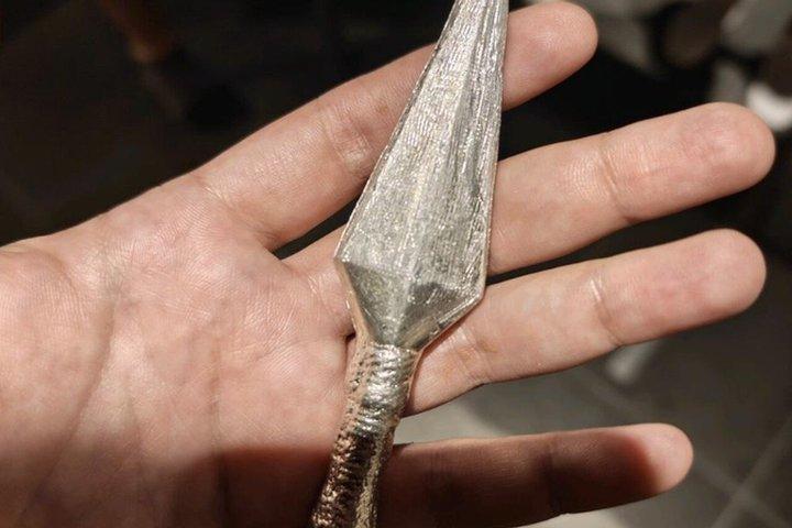 本物の忍者屋敷で金属手裏剣を作る京都