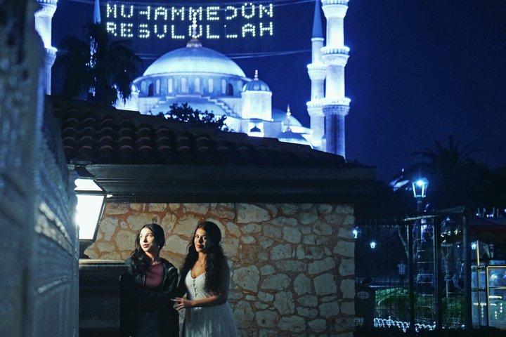 Istanbul in the Dark Historic Walk and Photo Journey