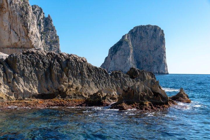 3-stündige private Bootstour über die Insel Capri