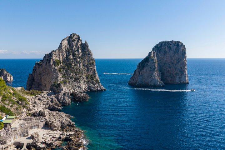 3-stündige private Bootstour über die Insel Capri