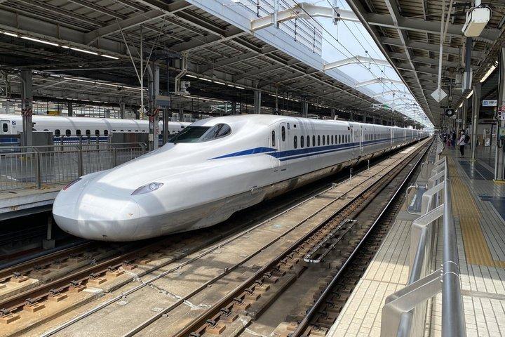 大阪または京都からの姫路城と円覚寺日帰りツアー