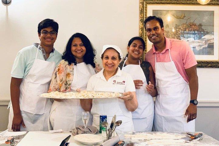 Rome Cooking: TRASTEVERE Pasta & Tiramisu Making with Fine Wine