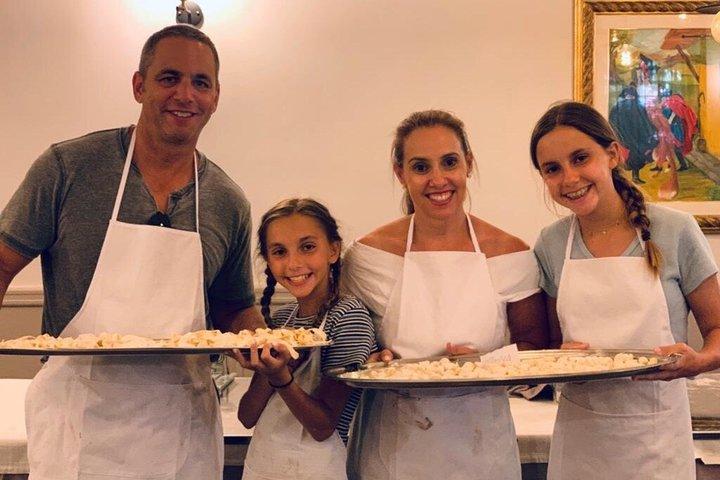 Rome Cooking: TRASTEVERE Pasta & Tiramisu Making with Fine Wine