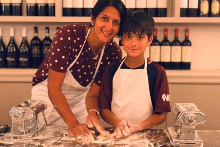 Rome Cooking: TRASTEVERE Pasta & Tiramisu Making with Fine Wine