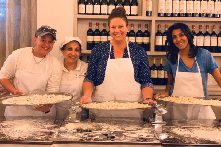 Rome Cooking: TRASTEVERE Pasta & Tiramisu Making with Fine Wine
