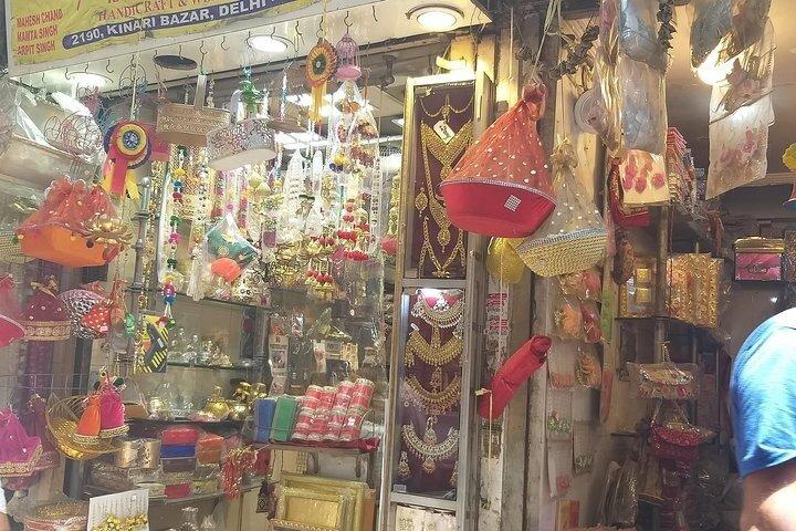 プライベートデリーショッピングアー チャンドニチョークとカーンマーケットを探索