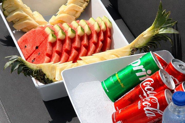 プーケット:ラチャヤイとラチャノイへのプライベートボートツアー