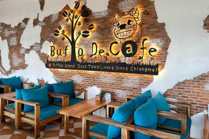 チェンマイランナー木造寺院とバーンタワイクラフトツアー