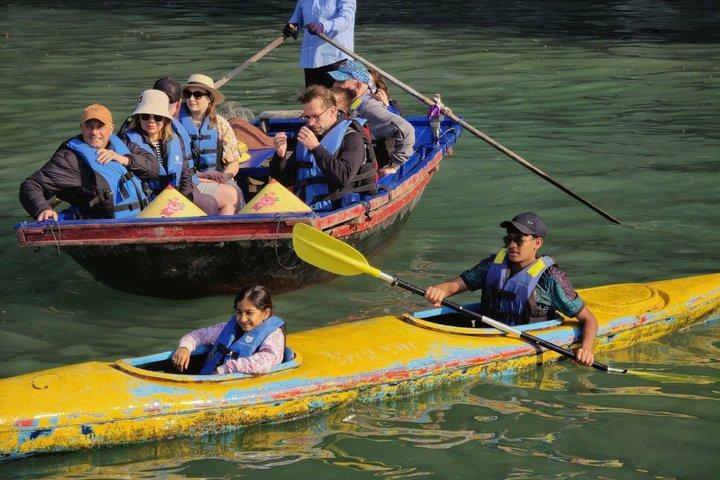 ハロン湾ヘララグジュアリースーパーヨット日帰りクルーズ体験