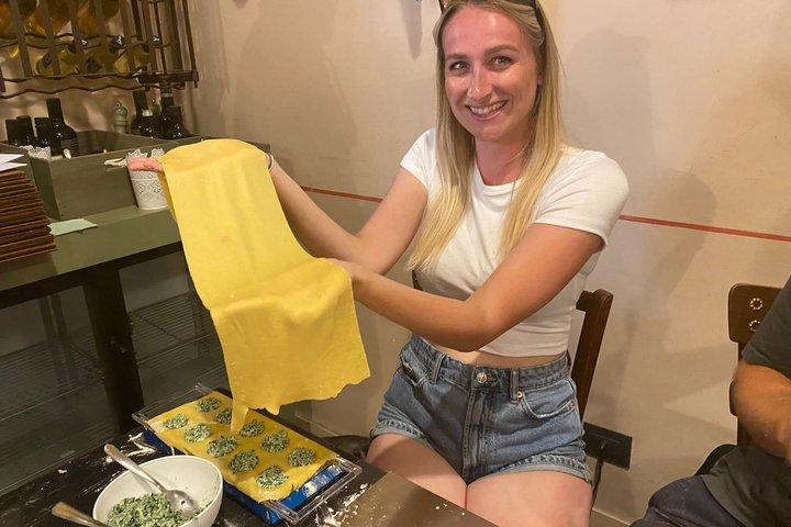 Florence Pasta & Tiramisu Cooking Class With Wine - Cooking Italy