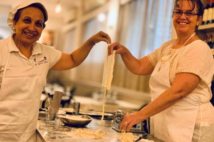 Florence Pasta & Tiramisu Cooking Class With Wine - Cooking Italy