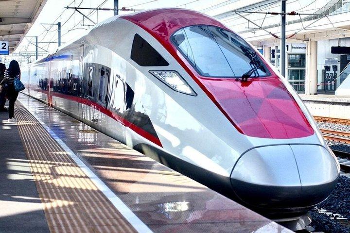 Whooshでジャカルタからバンドンへ旅行