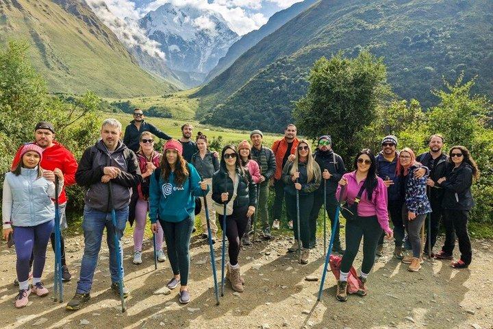 Geführte Wanderung zum Humantay Lake von Cusco mit Mahlzeiten
