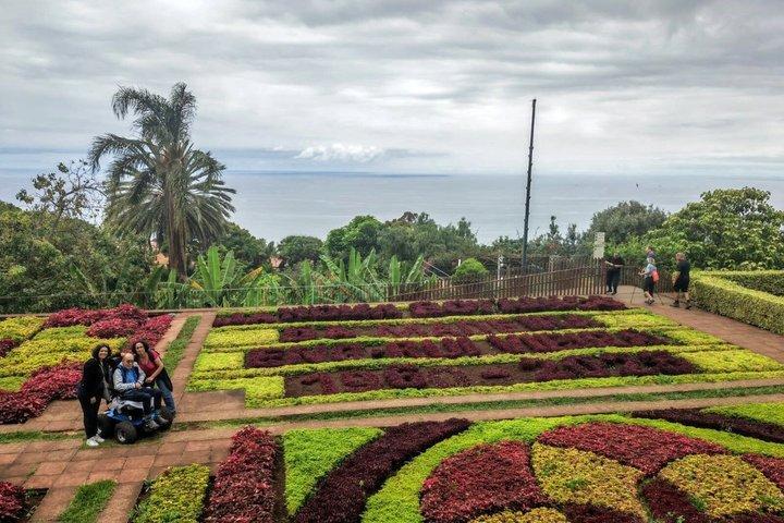 Wheelchair Accessible Tour Botanical Garden